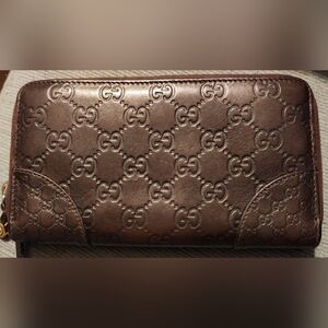 Pre-loved Gucci long wallet